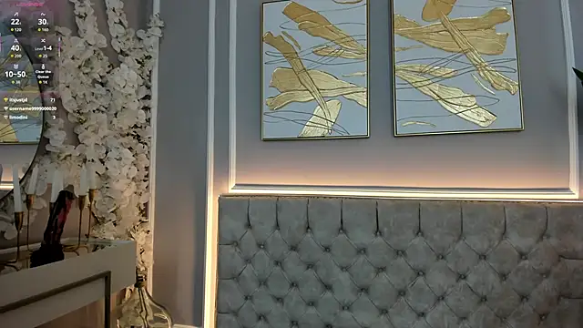 Snapshot of ellette__ chatting on 09/14/25, 07:13 ellette online show from 09/14/25, 07:13