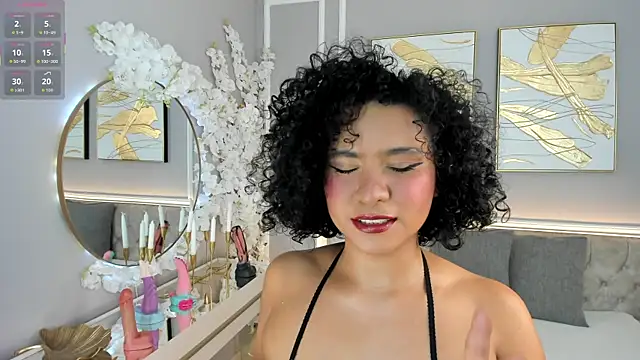 Snapshot of ellette__ chatting on 09/16/25, 07:04 ellette online show from 09/16/25, 07:04