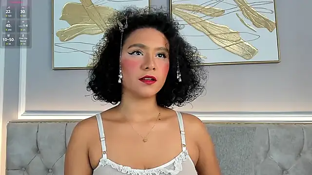 Snapshot of ellette__ chatting on 10/07/25, 01:30 ellette online show from 10/07/25, 01:30