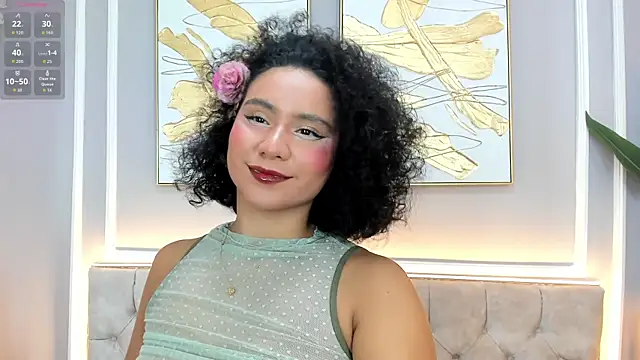 Snapshot of ellette__ chatting on 10/11/25, 07:01 ellette online show from 10/11/25, 07:01