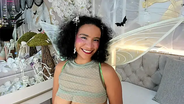 Snapshot of ellette__ chatting on 10/20/25, 08:09 ellette online show from 10/20/25, 08:09