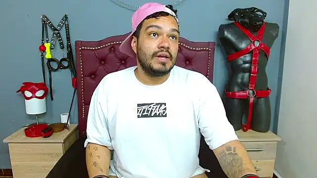 Snapshot of Stevens_db chatting on 09/22/25, 10:34 Stevens db online show from 09/22/25, 10:34