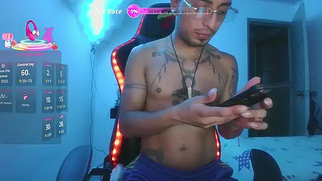 Snapshot of Ferlucyboy666 chatting on 10/05/25, 01:48 Ferlucyboy666 online show from 10/05/25, 01:48