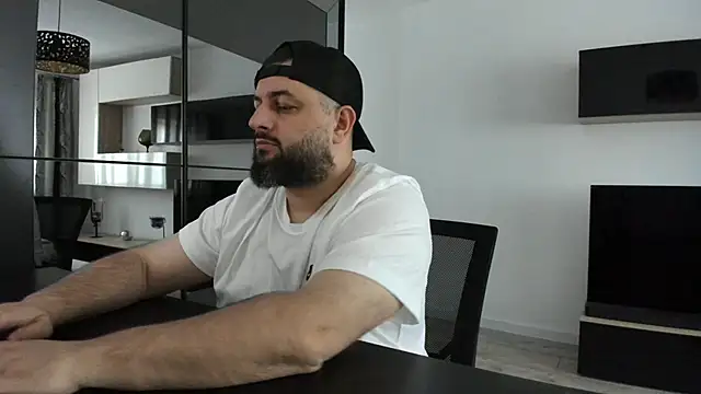 DravenPeak online show from 04/21/26, 02:56