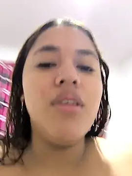 butterfly777  online show from 09/17/25, 10:06