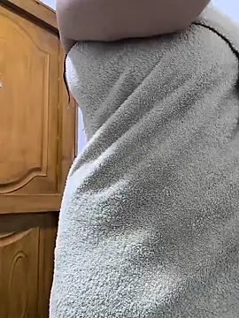 butterfly777  online show from 09/27/25, 11:15