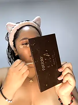 butterfly777  online show from 10/11/25, 04:05