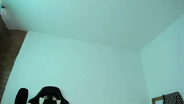 77Neferkitty77 online show from 03/29/26, 07:03