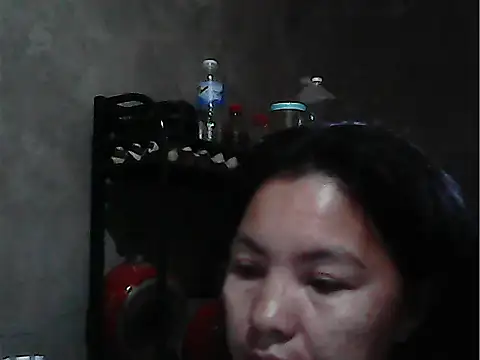 Snapshot of oceanlover23 chatting on 09/12/25, 10:43 oceanlover23 online show from 09/12/25, 10:43