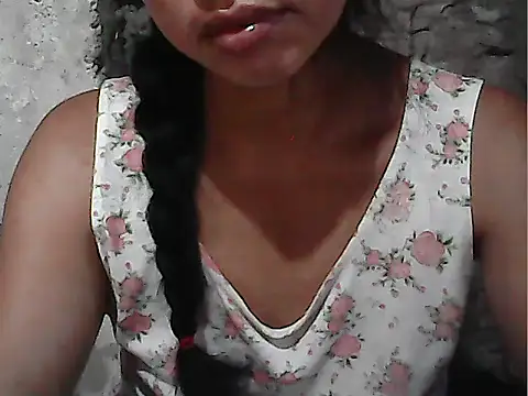 Snapshot of oceanlover23 chatting on 10/16/25, 11:50 oceanlover23 online show from 10/16/25, 11:50