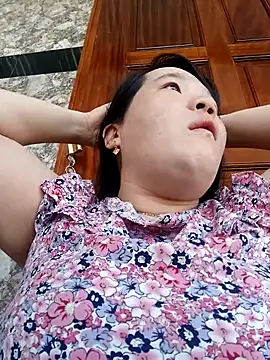  Babyrose  online show from 09/10/25, 06:02