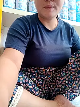  Babyrose  online show from 10/08/25, 05:27