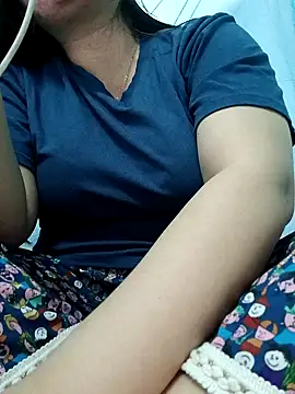  Babyrose  online show from 01/11/26, 05:18