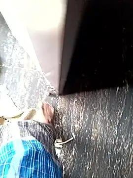 Snapshot of dolphiinn chatting on 10/19/25, 01:28 dolphiinn online show from 10/19/25, 01:28