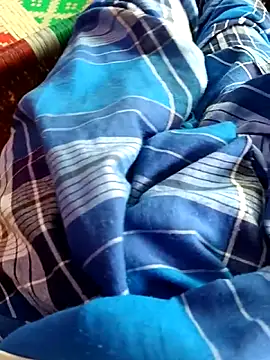 Snapshot of dolphiinn chatting on 11/14/25, 05:50 dolphiinn online show from 11/14/25, 05:50