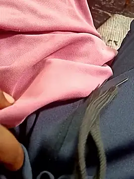 Snapshot of dolphiinn chatting on 12/03/25, 01:46 dolphiinn online show from 12/03/25, 01:46