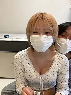 reon reonreon online show from 12/18/25, 05:24