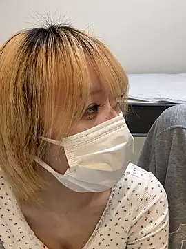 Snapshot of reon_reonreon chatting on 02/09/26, 12:31 reon reonreon online show from 02/09/26, 12:31