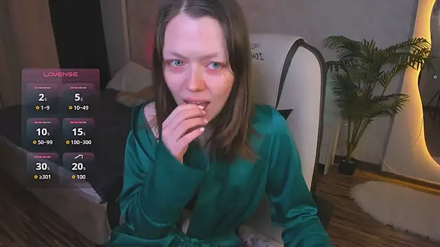 Snapshot of Lunar_Lily chatting on 02/05/26, 05:45 Lunar Lily online show from 02/05/26, 05:45