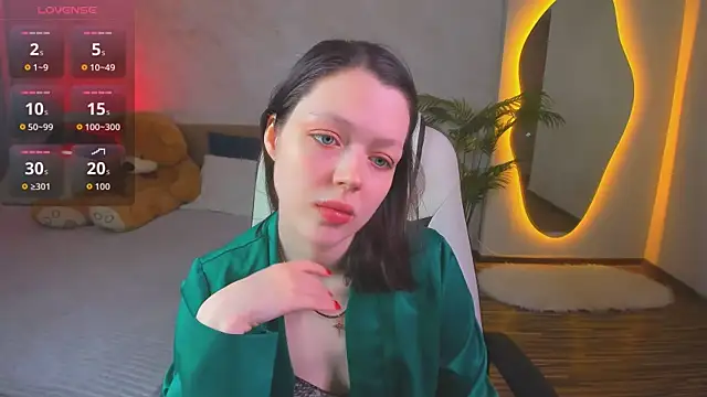 Lunar Lily online show from 03/13/26, 05:36