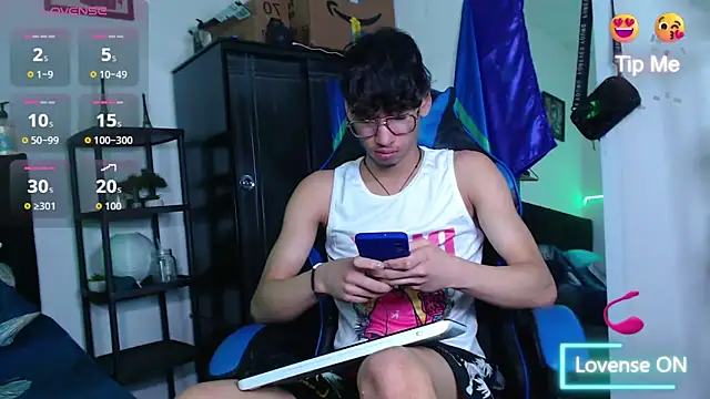 Gael Jones online show from 10/01/25, 02:28