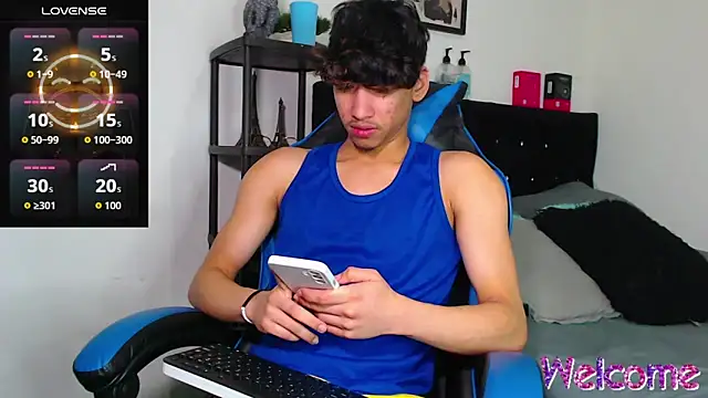 Gael Jones online show from 11/21/25, 11:25