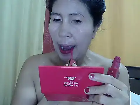 Elara8309 online show from 05/19/26, 03:57