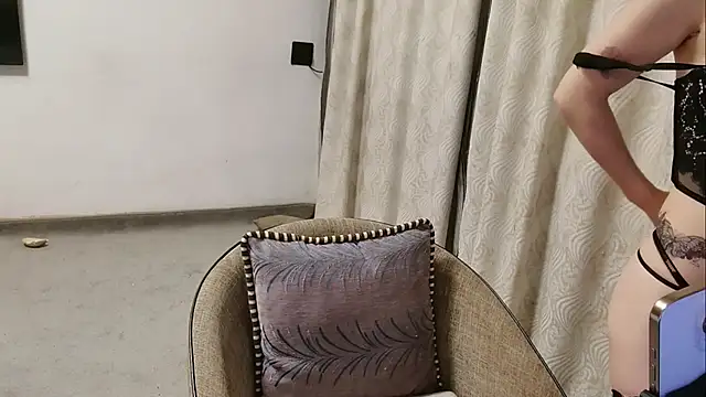 Shi luo2025 online show from 09/12/25, 03:12