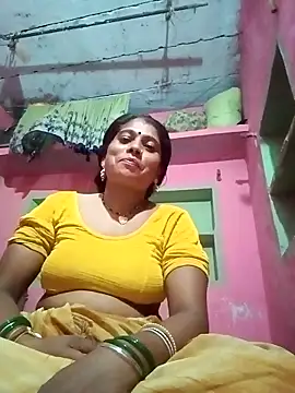 Snapshot of sanjna_sharmaa chatting on 09/20/25, 02:40 sanjna sharmaa online show from 09/20/25, 02:40