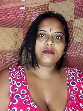 Hot-Show2 online show from 10/12/25, 01:04