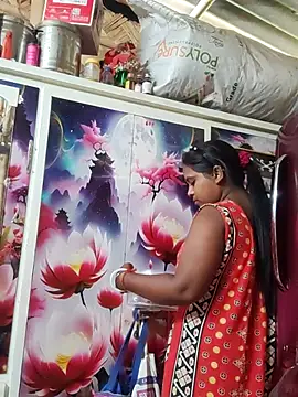 Hot-Show2 online show from 11/03/25, 05:52