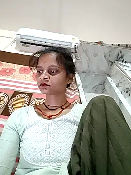 Snapshot of Sonam_dhakad chatting on 04/01/26, 11:57 Sonam dhakad online show from 04/01/26, 11:57