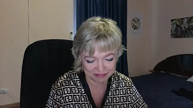 Snapshot of Rosette_Pricky chatting on 09/12/25, 01:44 Rosette Pricky online show from 09/12/25, 01:44