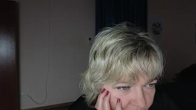 Rosette Pricky online show from 11/15/25, 02:35