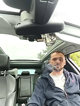 Snapshot of papichulo0099 chatting on 09/27/25, 07:24 papichulo0099 online show from 09/27/25, 07:24