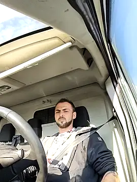 Snapshot of papichulo0099 chatting on 10/01/25, 06:30 papichulo0099 online show from 10/01/25, 06:30