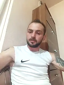 Snapshot of papichulo0099 chatting on 10/04/25, 02:09 papichulo0099 online show from 10/04/25, 02:09