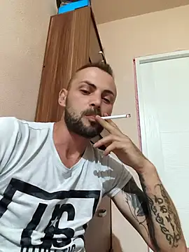 Snapshot of papichulo0099 chatting on 10/12/25, 05:56 papichulo0099 online show from 10/12/25, 05:56