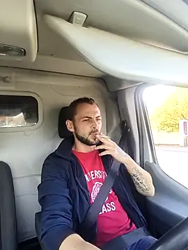 Snapshot of papichulo0099 chatting on 10/29/25, 10:17 papichulo0099 online show from 10/29/25, 10:17