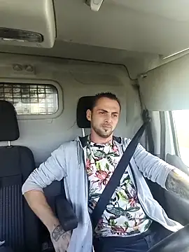 Snapshot of papichulo0099 chatting on 11/04/25, 09:52 papichulo0099 online show from 11/04/25, 09:52