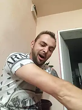 Snapshot of papichulo0099 chatting on 11/09/25, 03:16 papichulo0099 online show from 11/09/25, 03:16