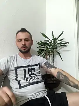 papichulo0099 online show from 02/04/26, 03:12