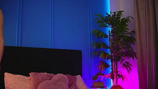 alexxisrae online show from 11/22/25, 04:11