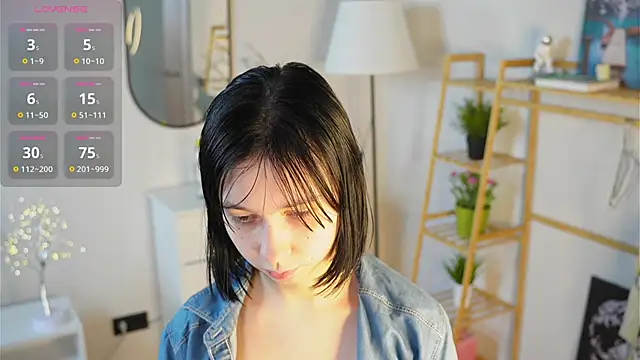 SuzanneHowse online show from 11/02/25, 06:38