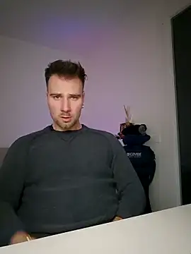 mrlyuis online show from 12/21/25, 07:43