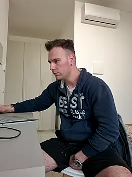 mrlyuis online show from 04/21/26, 09:15