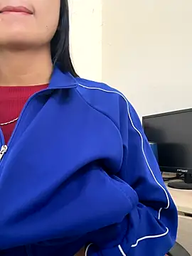 thaoyeuuu online show from 10/10/25, 02:10