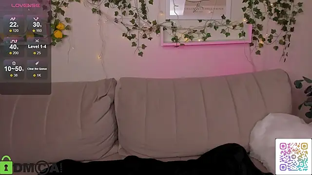 Solefreee online show from 09/24/25, 10:29