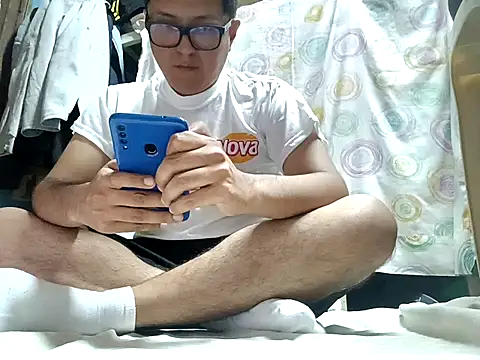 Kj Gigolo online show from 04/05/26, 05:04