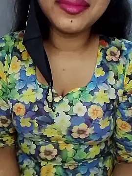 Snapshot of angel_tisha07 chatting on 11/13/25, 06:29 angel tisha07 online show from 11/13/25, 06:29